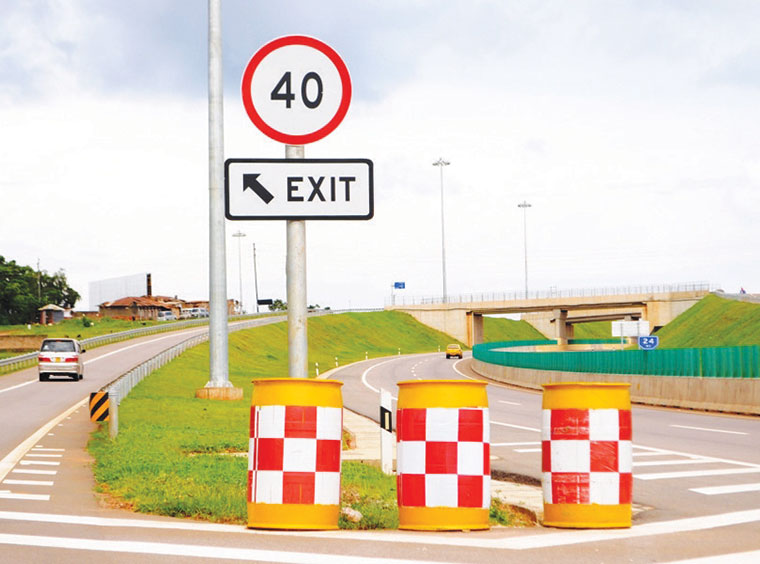 MPs question govt over spending Shs 122bn to collect Shs 129bn from Entebbe Expressway