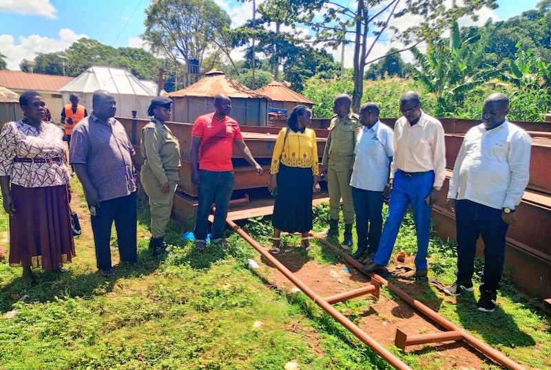 Masindi: police hands back confiscated sugarcane weighbridges