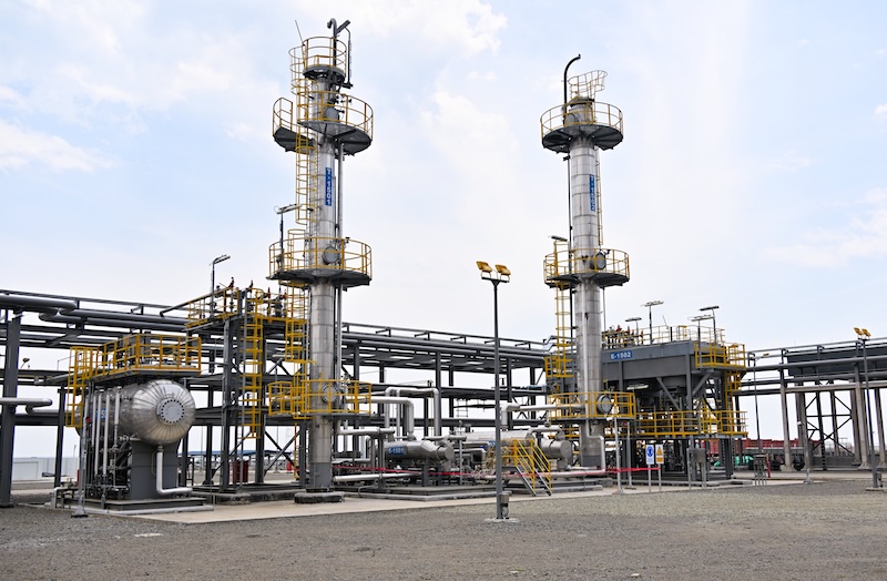 Museveni names Uganda’s crude oil ‘Pearl Sweet’ as first oil nears