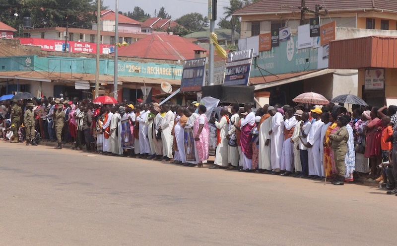 Tooro bans pigs, beans contributions for king’s coronation